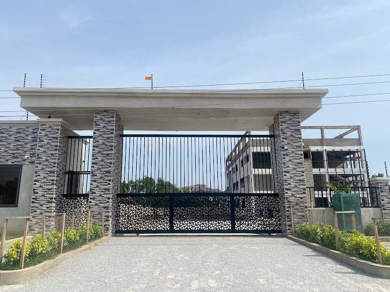 Front entrance gate at the Duke Williams Anyaa campus